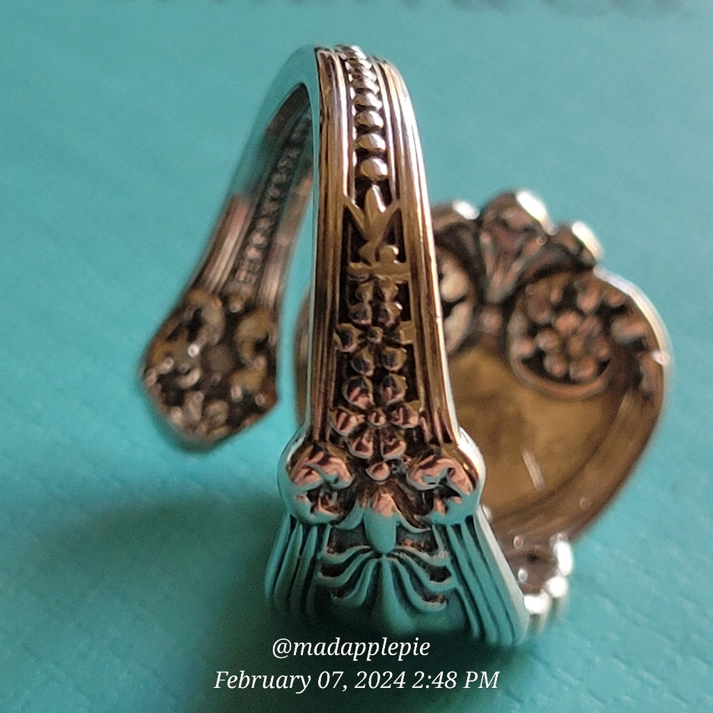 1889 Tiffany & Co.  Saint James Spoon Ring in Sterling Silver Luxury jewelry #77 - Picture 9 of 16